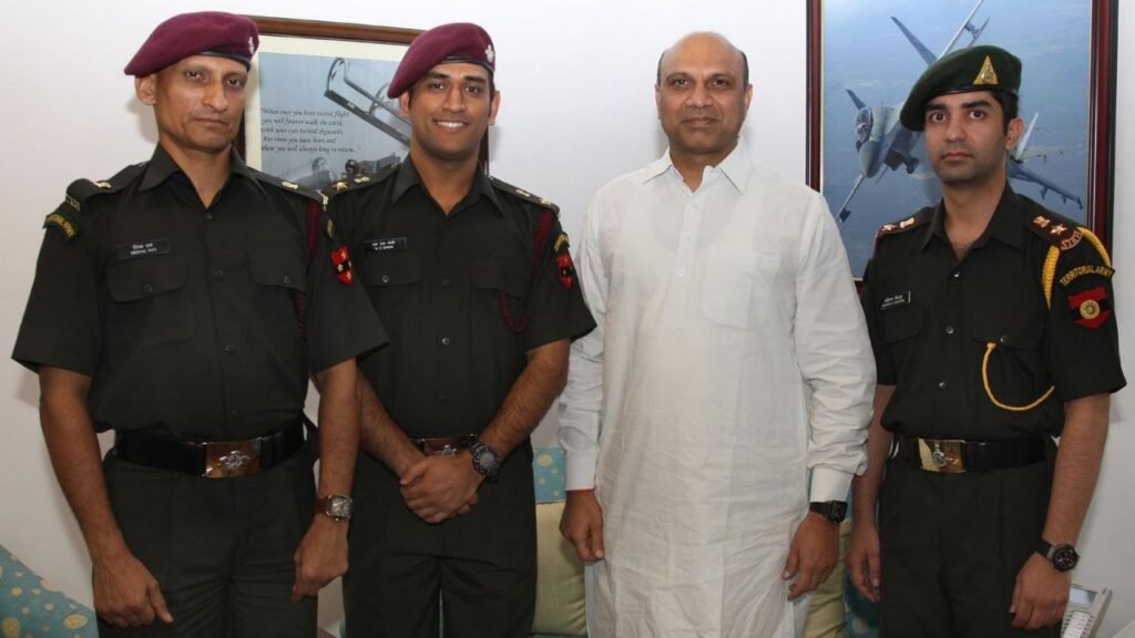 Maj Deepak Rao with M S Dhoni